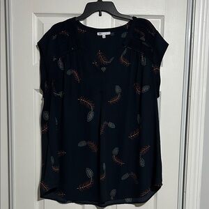 DR2 Dark Blue Leaf / Feather Print Blouse